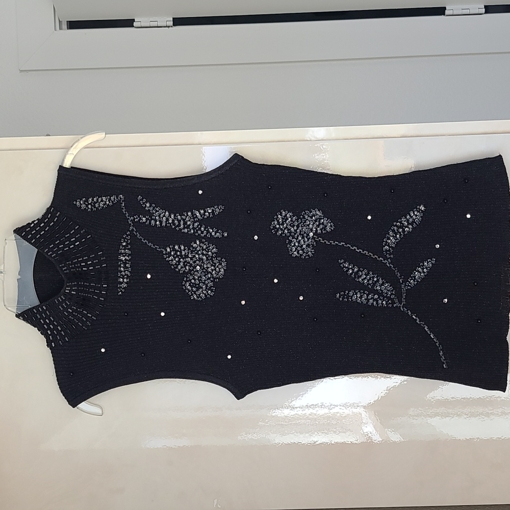 Cache Beaded Top. Size L - image 1